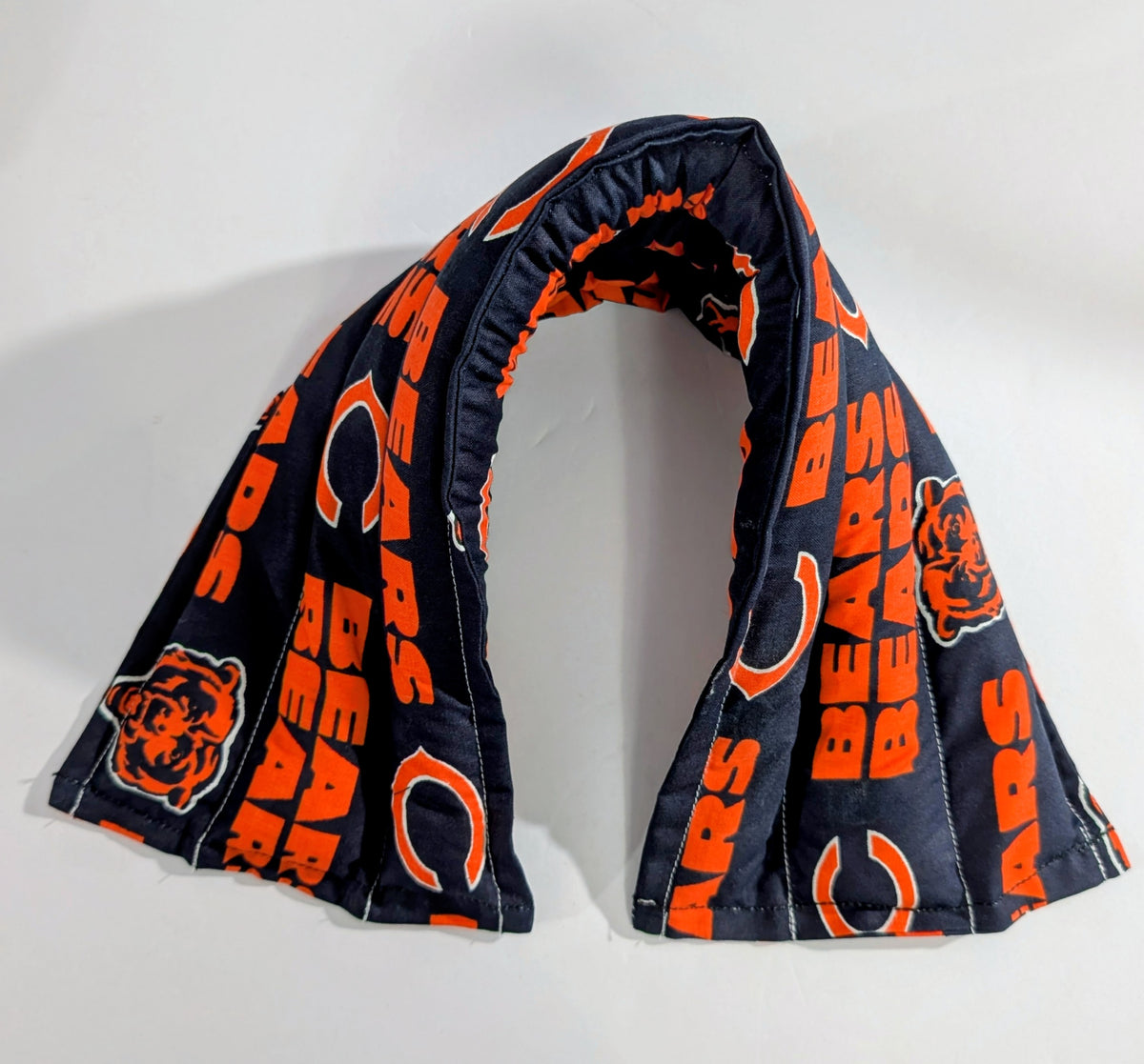Rice flax seed therapeutic  heating/cooling neck wrap, rice bag, Chicago Bears